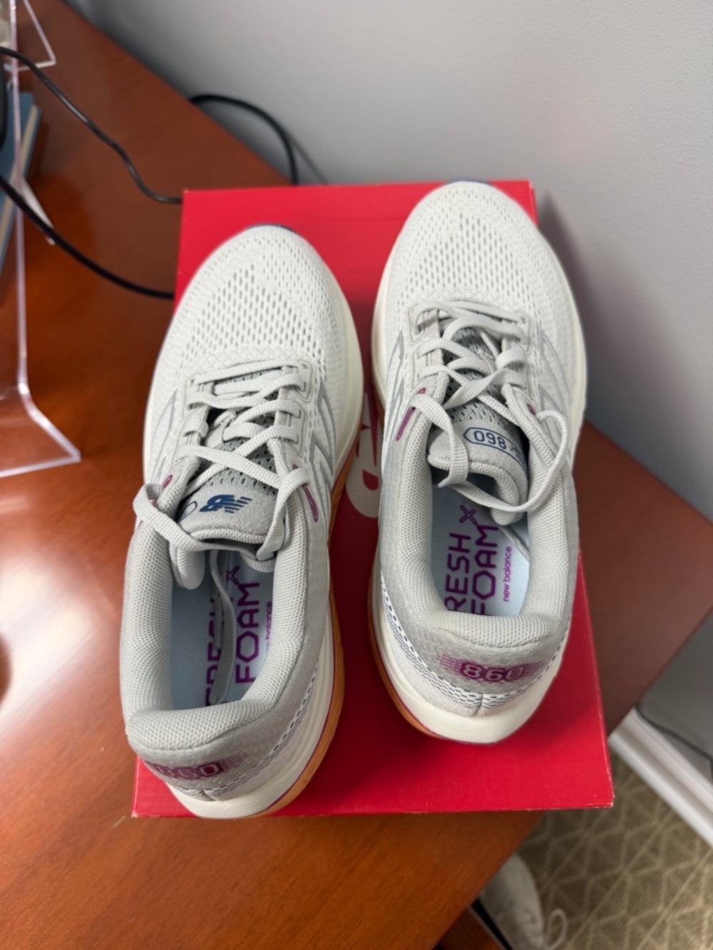 Women's New Balance 860v14 - Picture 5 of 5